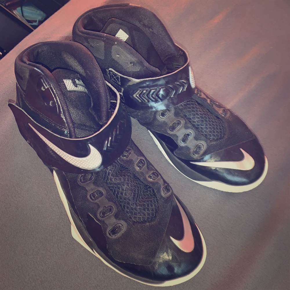 Lebron James Basketball Shoes